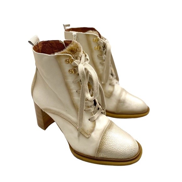 Hispanitas Janeth Leather Lace Up Victorian booties Cream Size EU 39 1/2/ US 9 - Picture 4 of 14